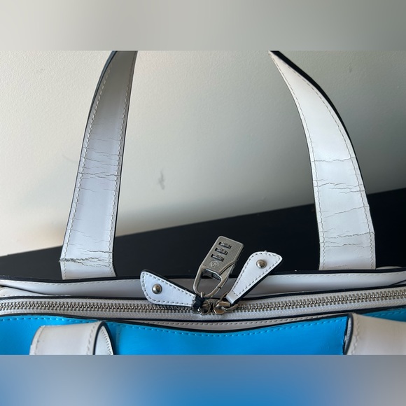 Big hand-painted satchel - Picture 5 of 6